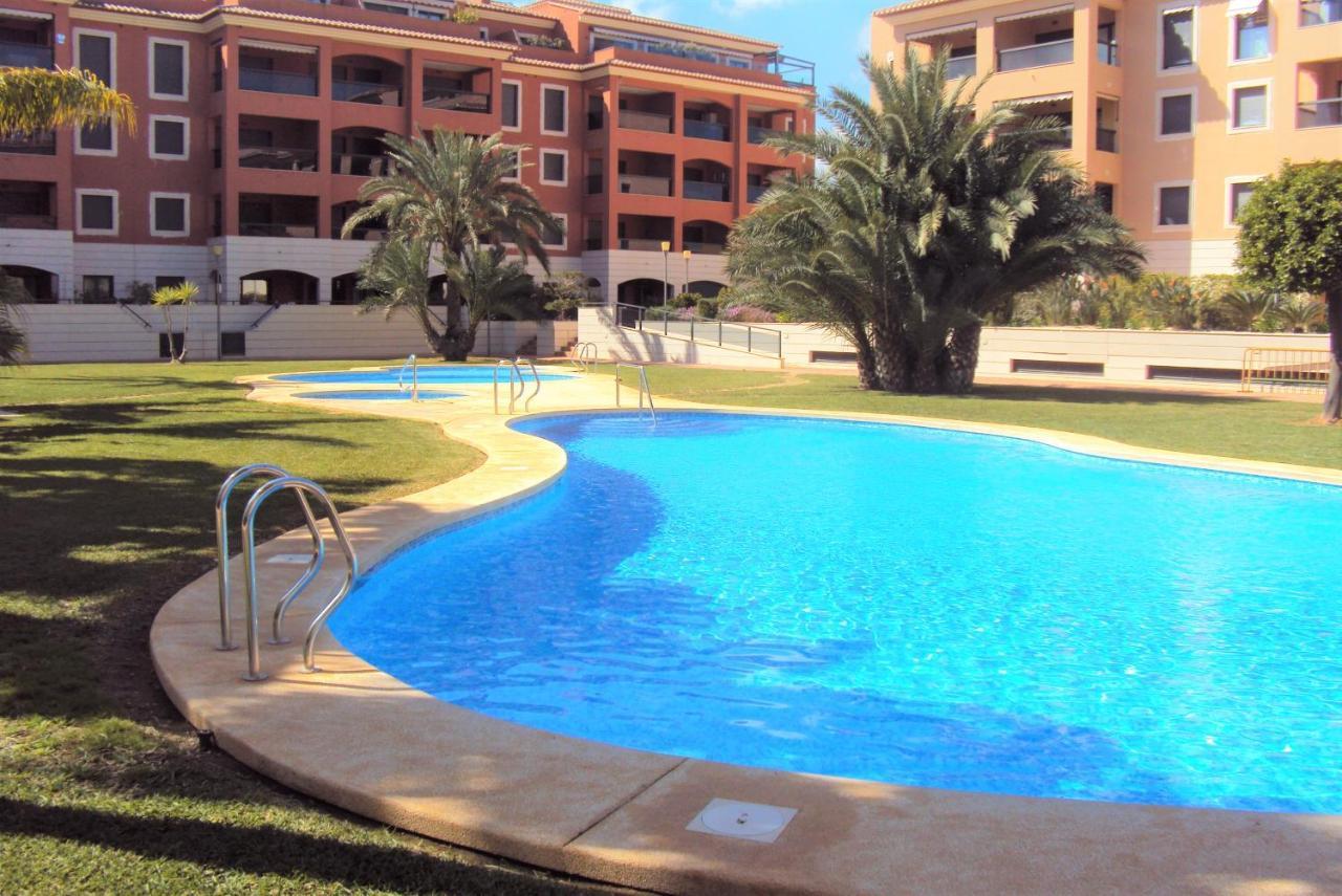 Apartamento Con Terraza Sur Apartment *