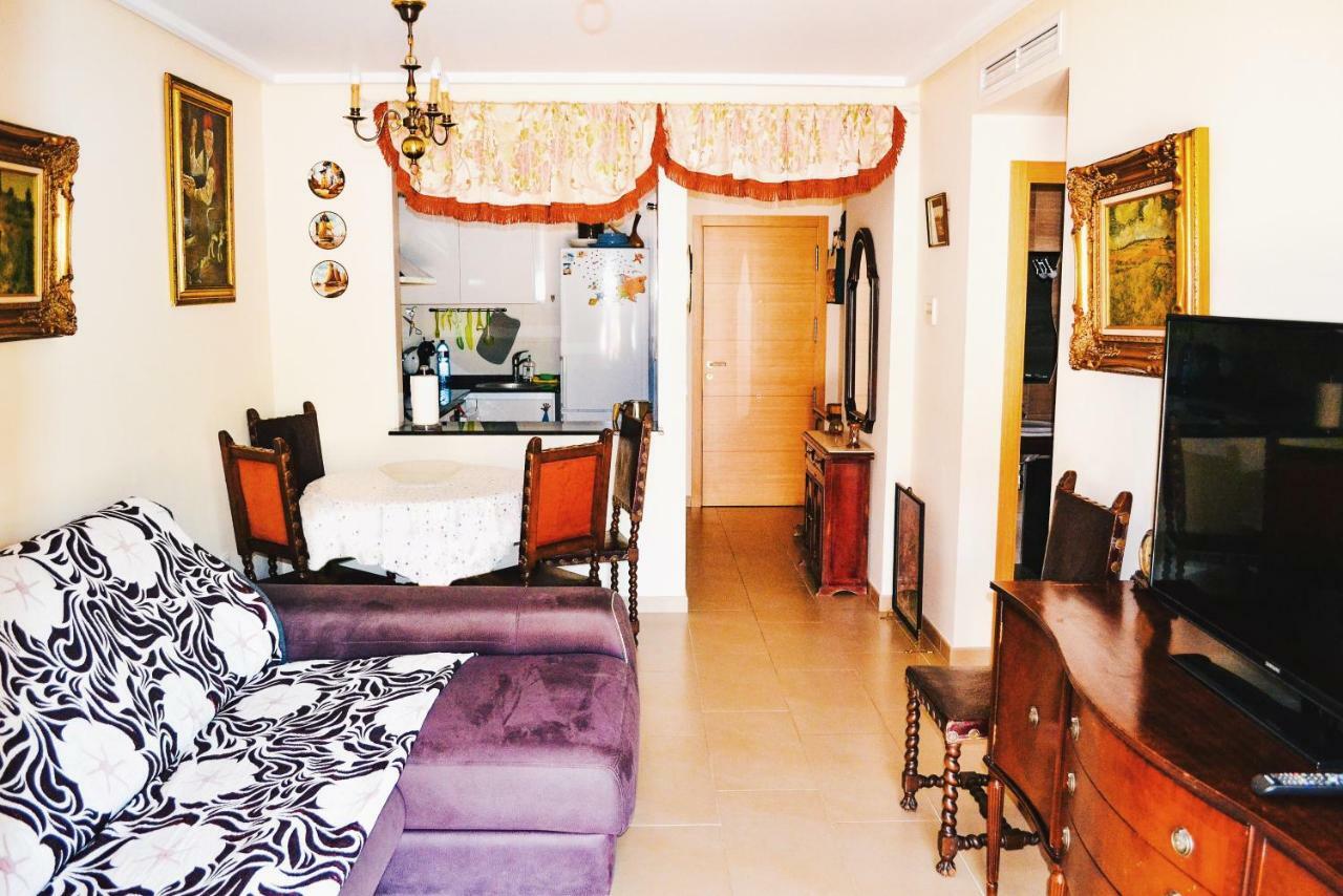 Apartamento Con Terraza Sur Apartment *